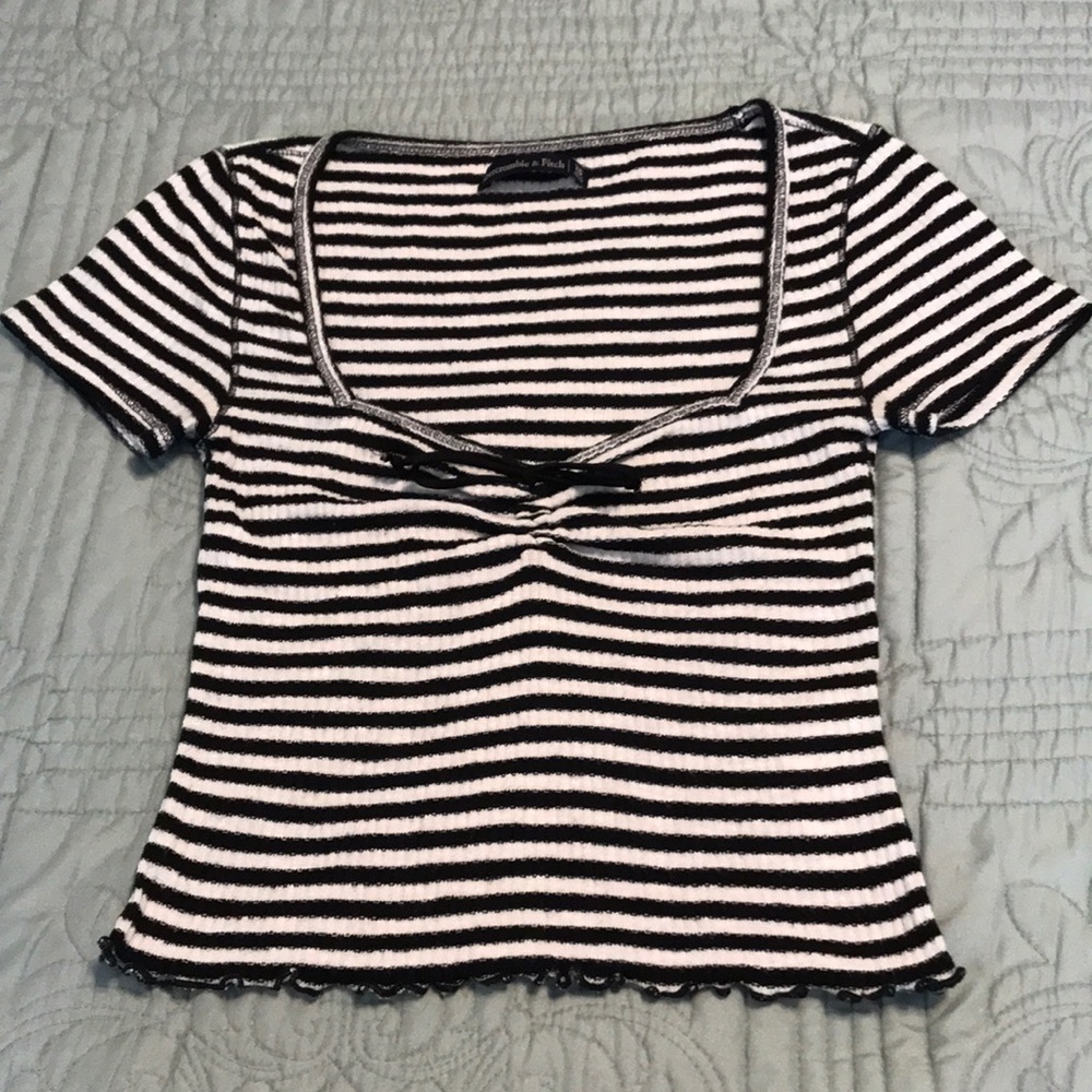 Abercrombie & Fitch Stretchy Cropped Top